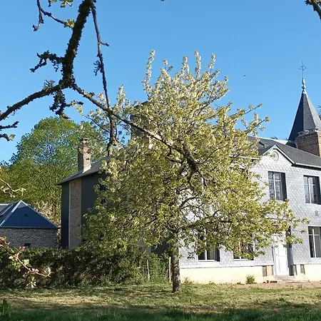 Notre Cote Jardin Vakantiehuis Saint-Michel-de-Livet